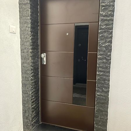Leonard'S Apartment ドゥラス エクステリア 写真